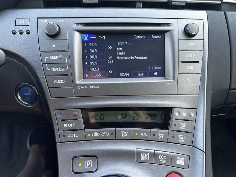 toyota Prius 2015 - 23