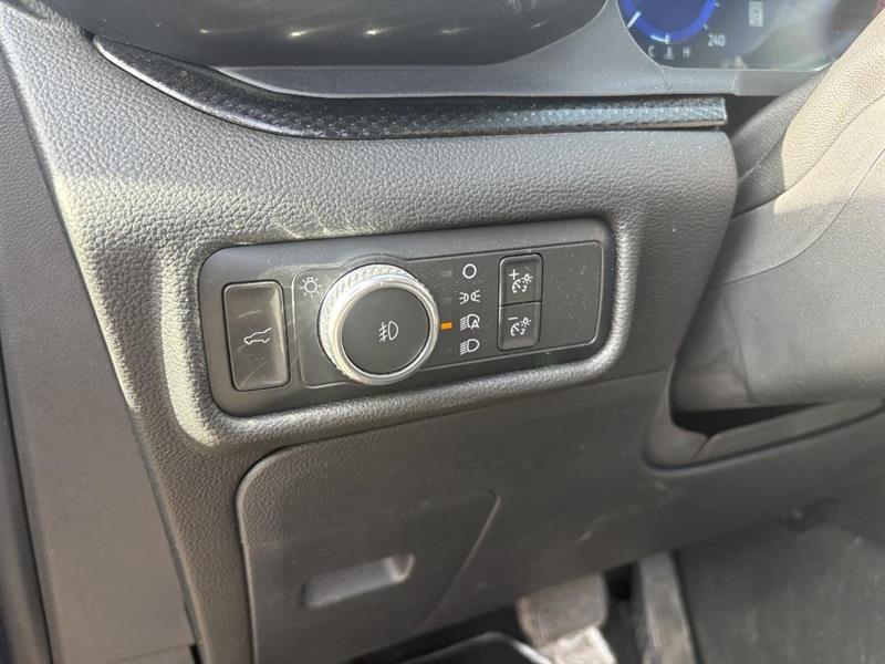 ford Explorer 2022 - 11