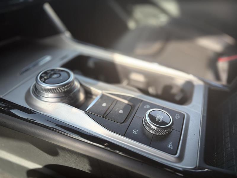 ford Explorer 2022 - 14