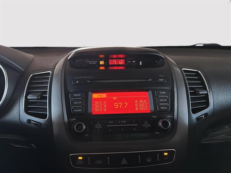 kia Sorento 2015 - 13