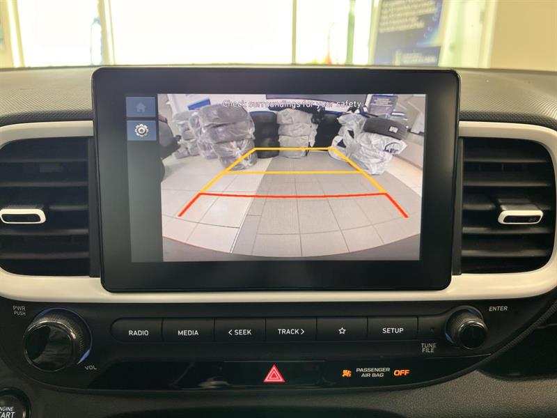 hyundai Venue 2023 - 26