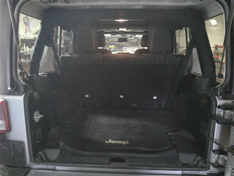 jeep Wrangler 2017 - 12