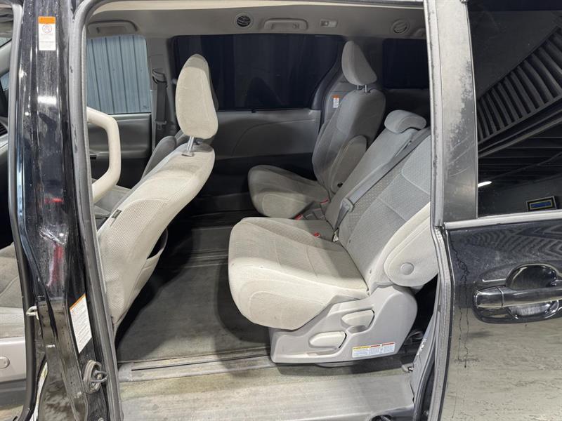 toyota Sienna 2018 - 14