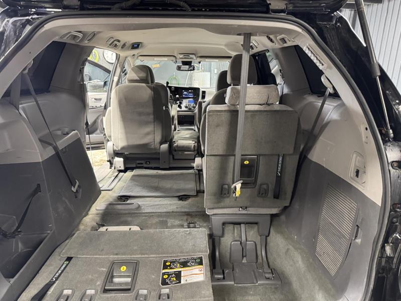 toyota Sienna 2018 - 16