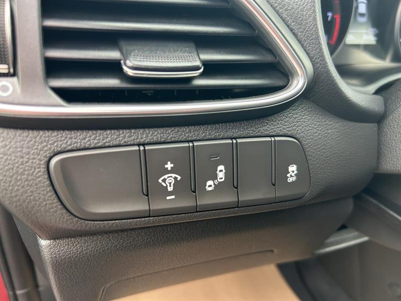 hyundai Elantra 2018 - 12