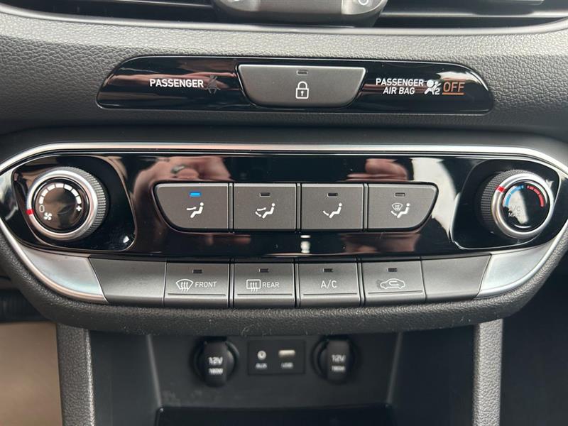 hyundai Elantra 2018 - 21