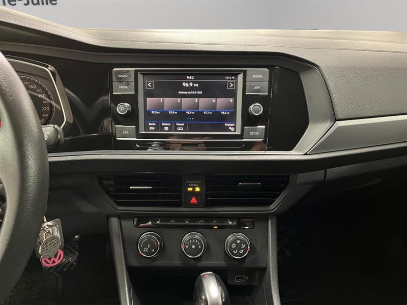 volkswagen Jetta 2019 - 12