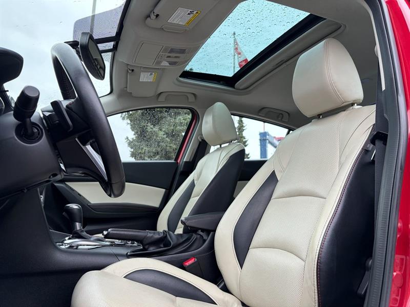 mazda Mazda3 2015 - 16