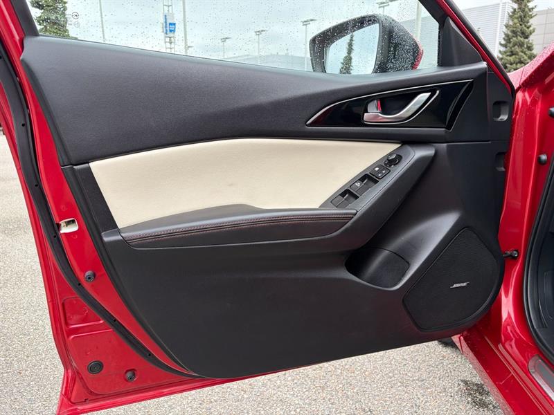 mazda Mazda3 2015 - 19