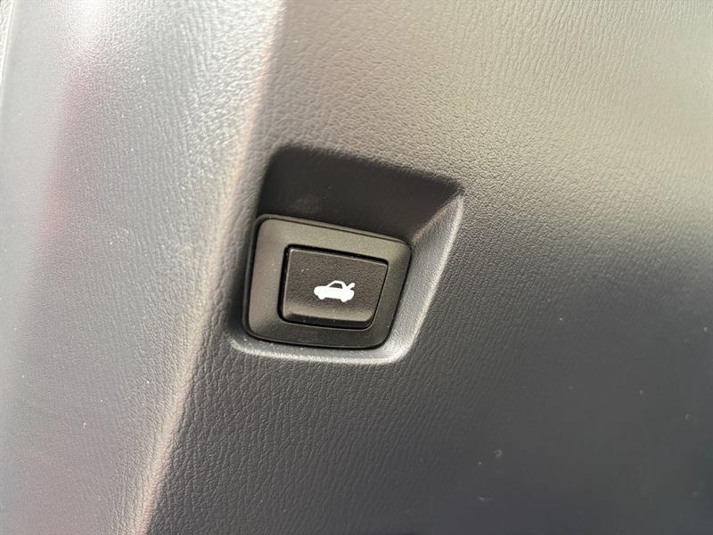 mazda Mazda3 2015 - 23