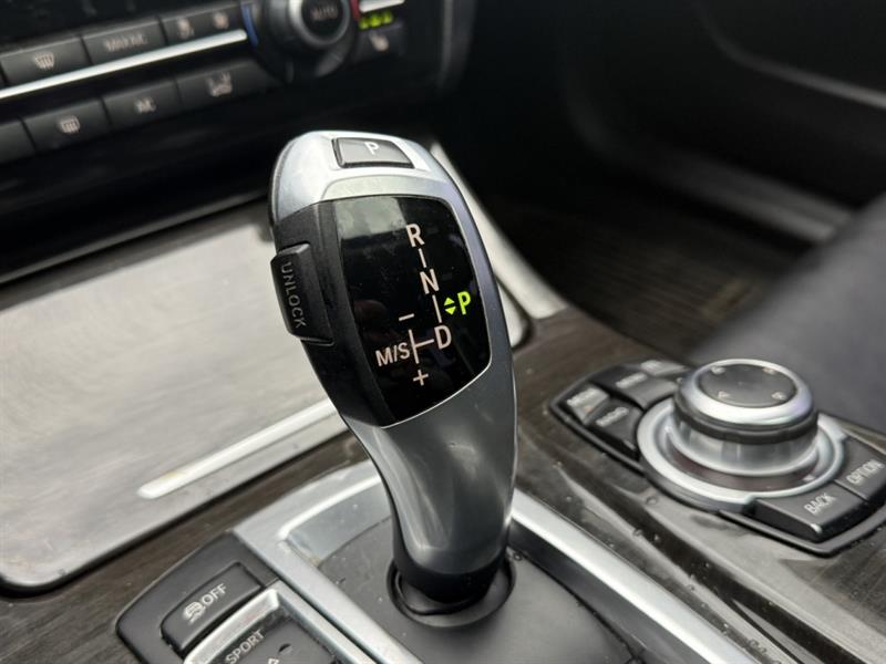 bmw 5 Series 2013 - 24
