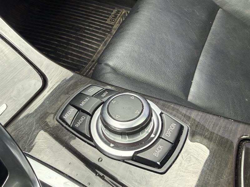 bmw 5 Series 2013 - 26