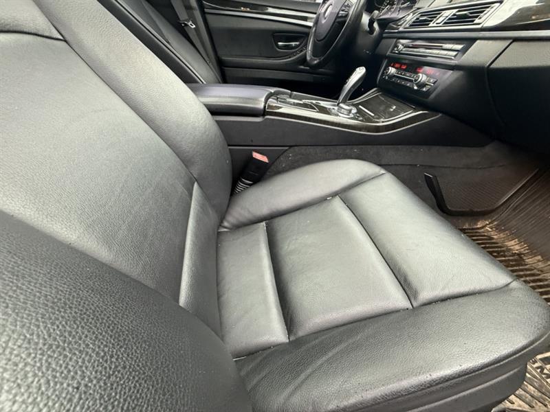 bmw 5 Series 2013 - 35