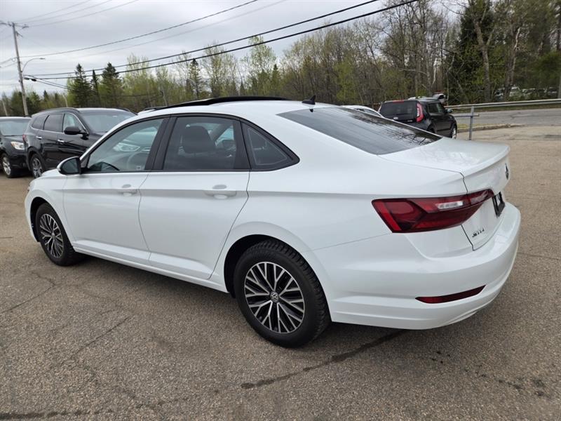 volkswagen Jetta 2021 - 8