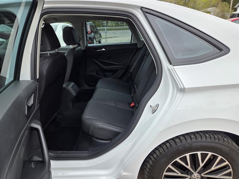 volkswagen Jetta 2021 - 15