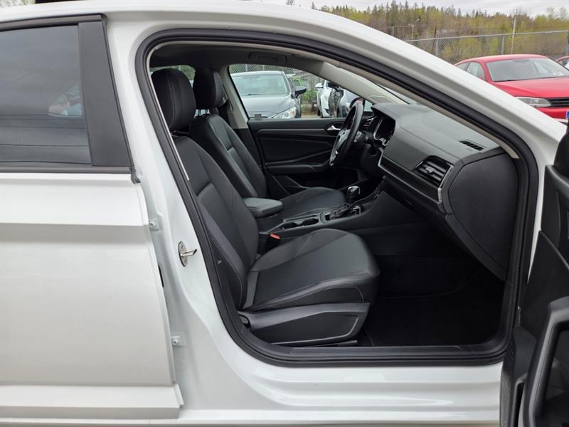 volkswagen Jetta 2021 - 20