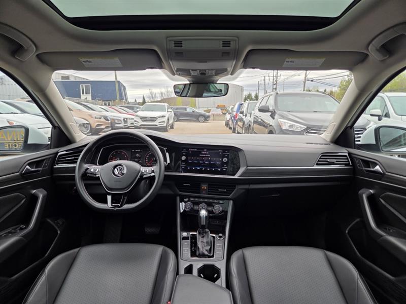 volkswagen Jetta 2021 - 26