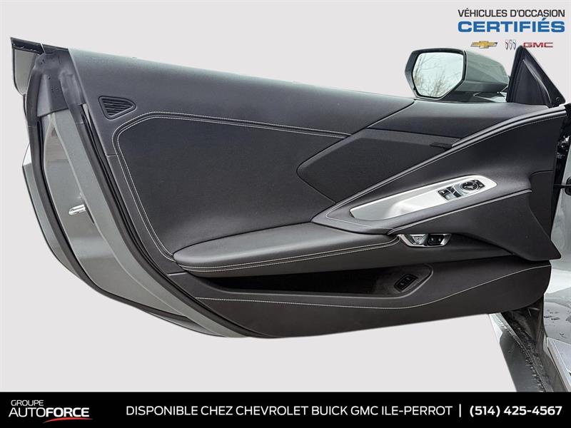 chevrolet Corvette 2022 - 10