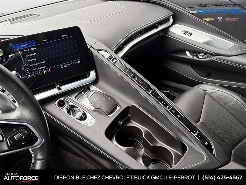 chevrolet Corvette 2022 - 17