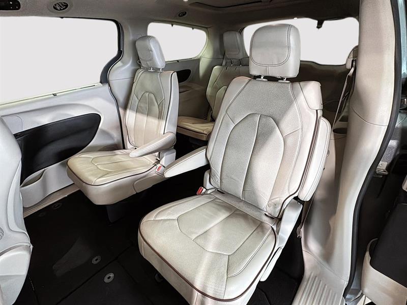 chrysler Pacifica 2019 - 22