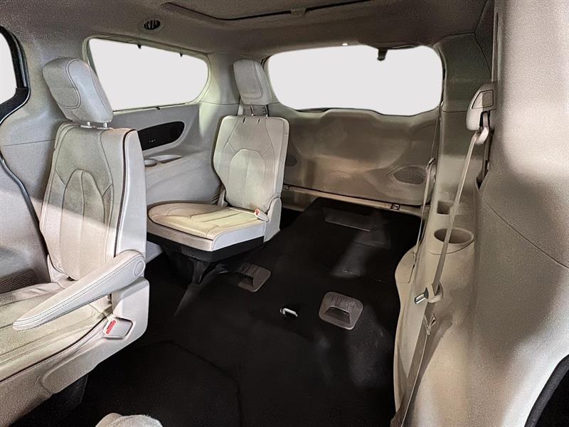 chrysler Pacifica 2019 - 23