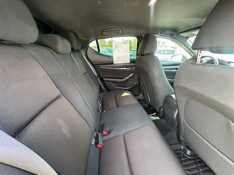 mazda Mazda3 Sport 2023 - 13
