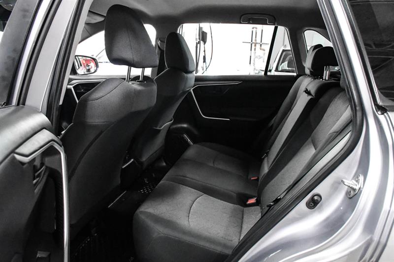 toyota RAV4 2022 - 18