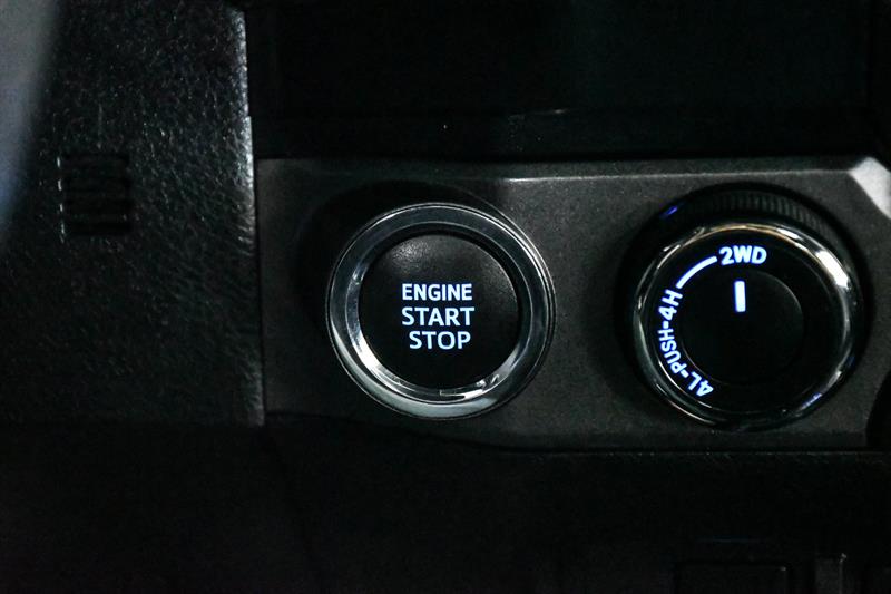 toyota Tacoma 2020 - 33