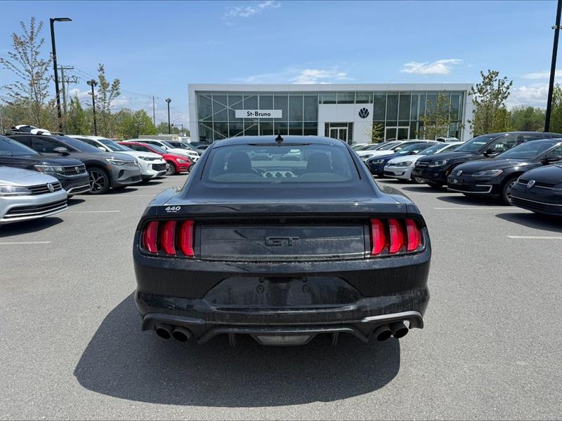 ford Mustang 2022 - 9