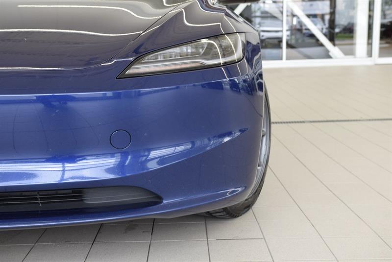 tesla Model 3 2025 - 3