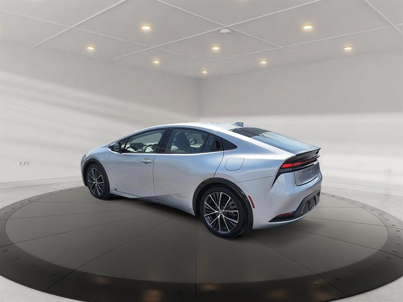 toyota Prius 2025 - 9