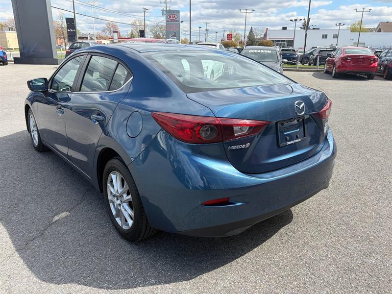 mazda Mazda3 2017 - 10