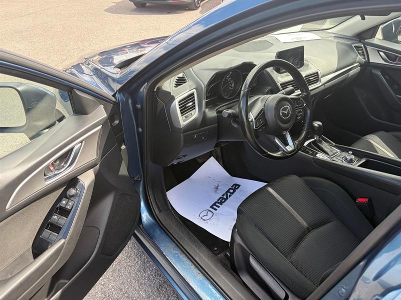 mazda Mazda3 2017 - 14