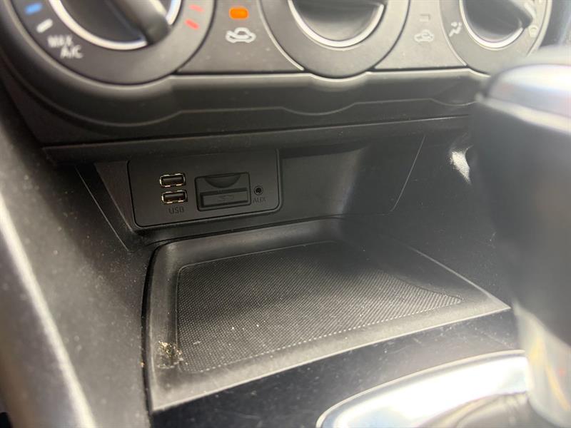 mazda Mazda3 2017 - 28