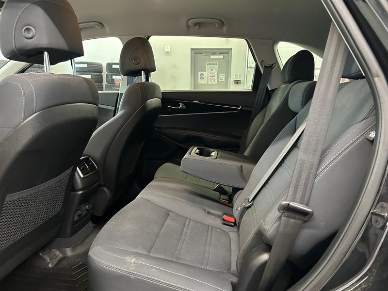 kia Sorento 2017 - 25