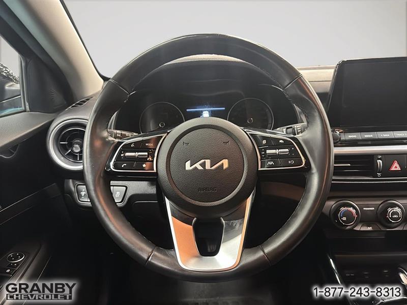 kia Forte 2023 - 16
