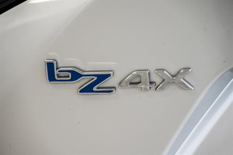 toyota bZ4X 2023 - 12