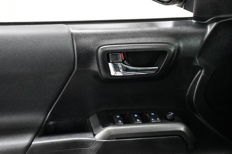 toyota Tacoma 2020 - 23
