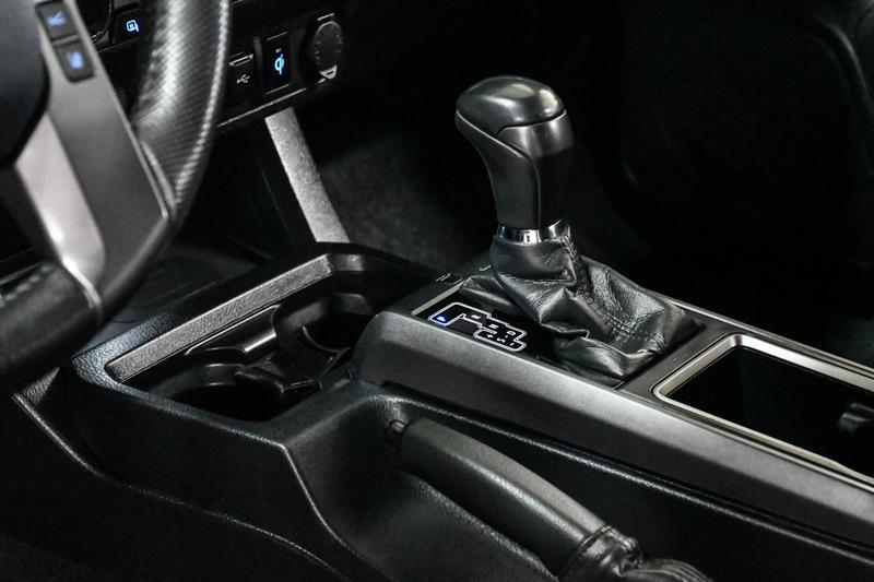 toyota Tacoma 2020 - 35