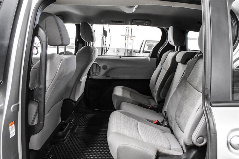 toyota Sienna 2025 - 18