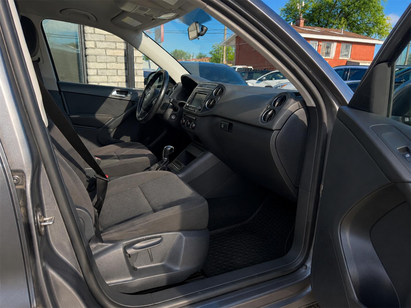 volkswagen Tiguan 2015 - 26