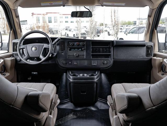 chevrolet Express Cargo Van 2026 - 25