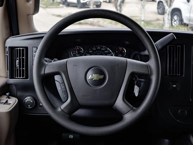 chevrolet Express Cargo Van 2026 - 26