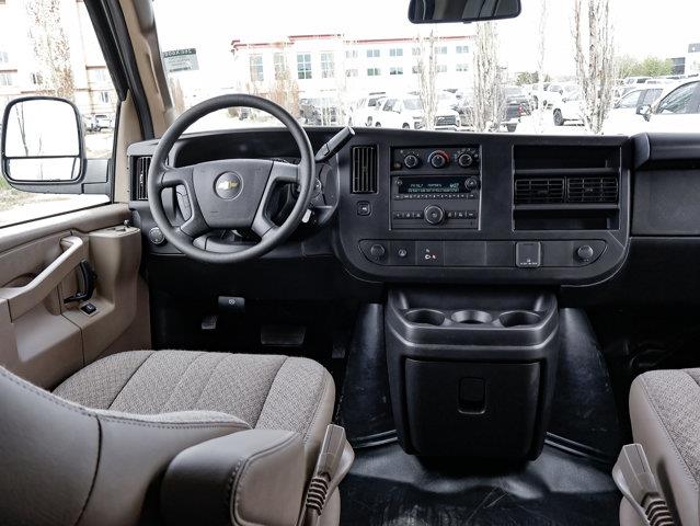 chevrolet Express Cargo Van 2026 - 24