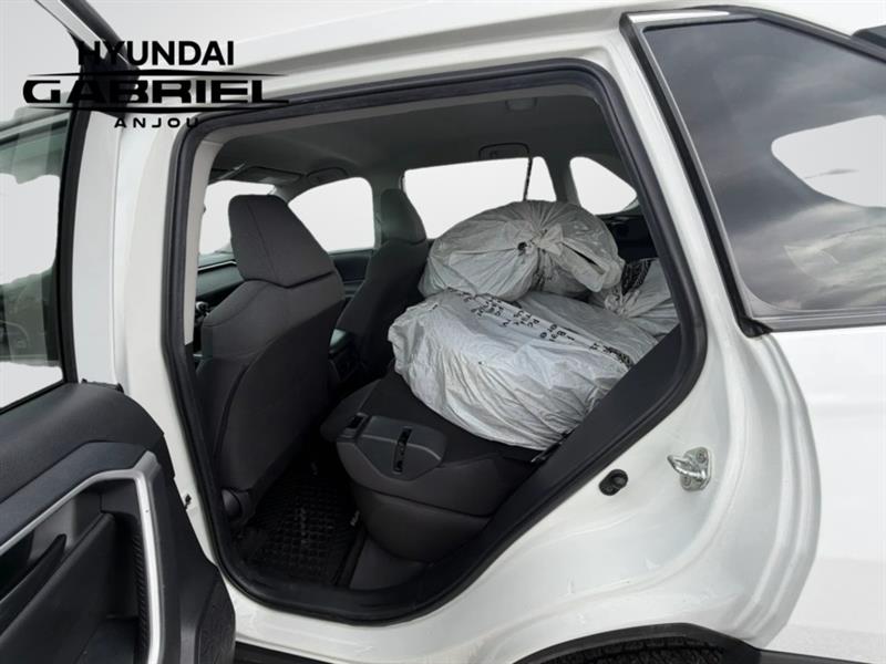 toyota RAV4 2022 - 16