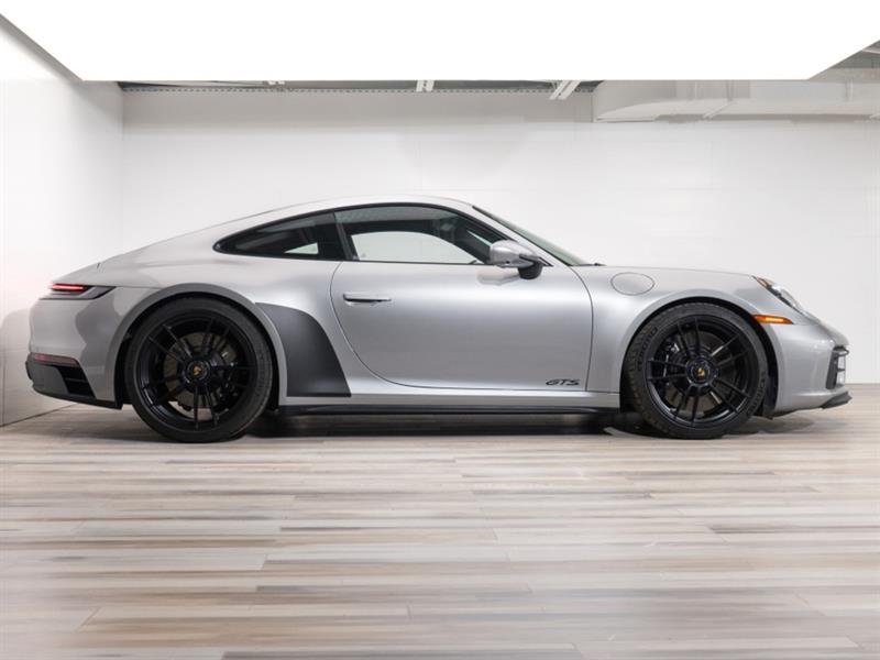porsche 911 2024 - 18