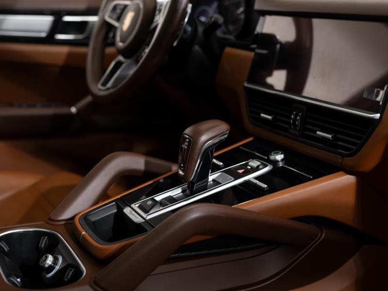 porsche Cayenne 2023 - 24