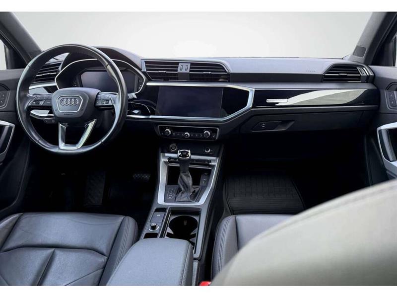 audi Q3 2021 - 11