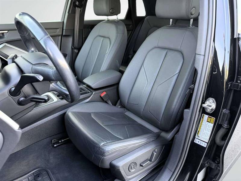 audi Q3 2021 - 13