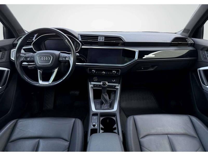 audi Q3 2021 - 29